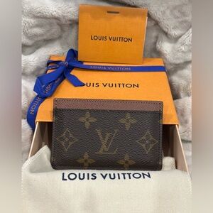 🔥🔥LOUIS VUITTON CARD HOLDER🔥🔥